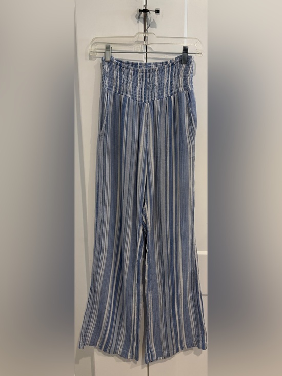 Billabong Pants - Billabong Blue and White Stripe Cotton Wide-Leg Pants. Size M